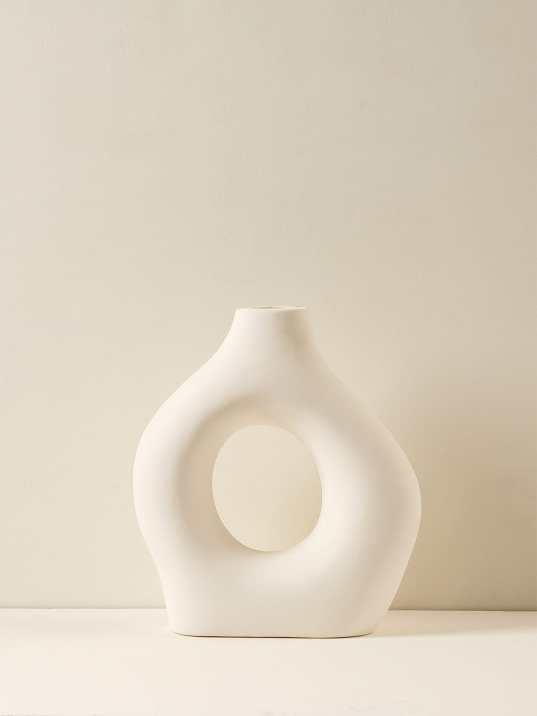 Nordic Donut Vase : Modern Vase & Ceramic Vase